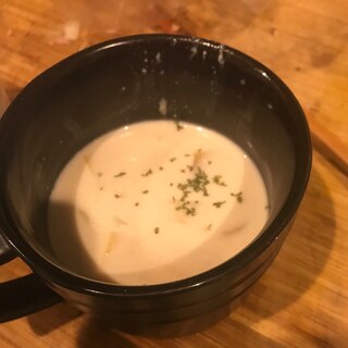 ベーコンと白菜のクリームスープ